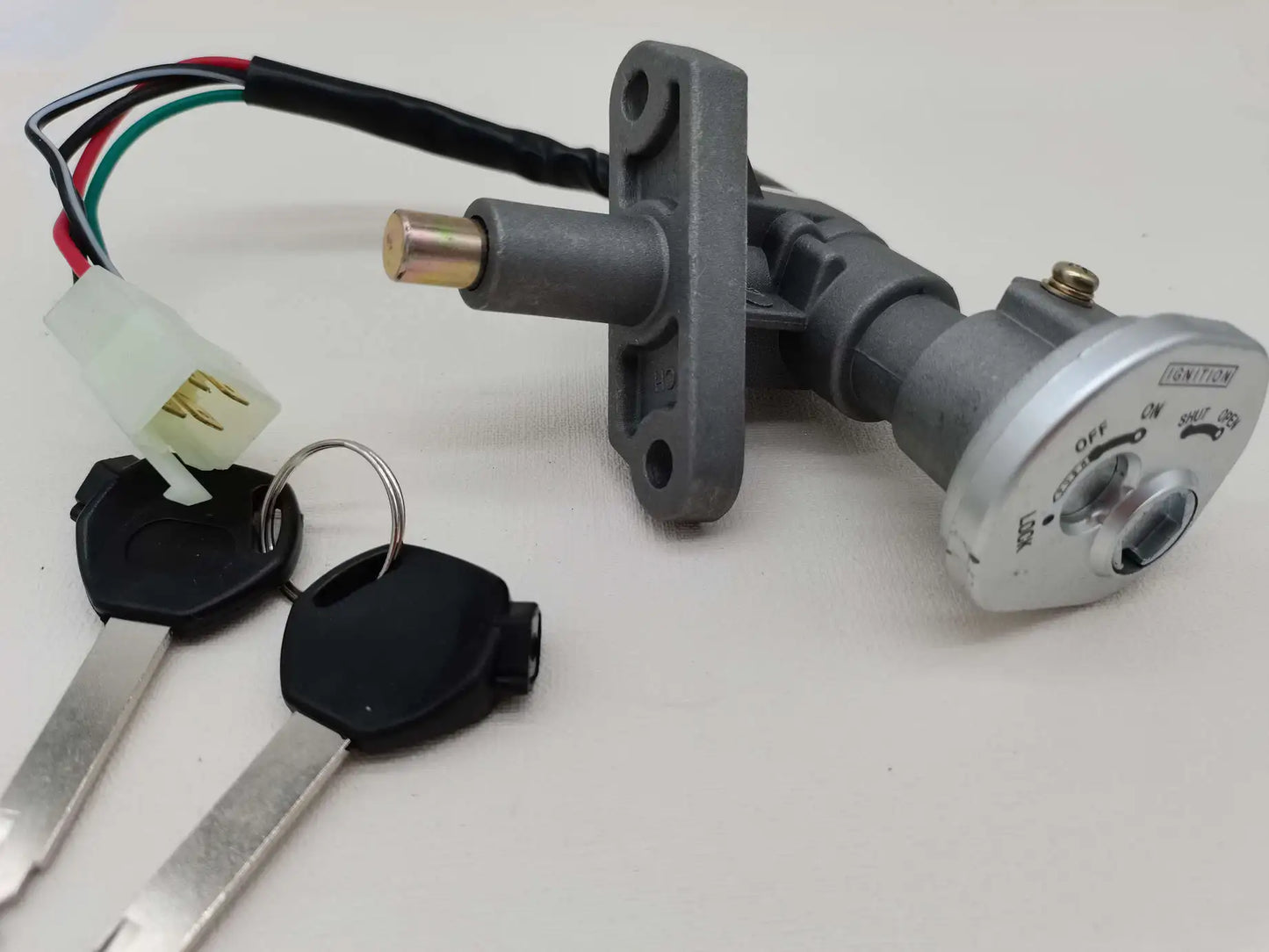B016 Motorcycle Ignition Switch For Yamaha BWS125 WBS XW400 FY125T-16A BWS'X FY-YMTBWS 4 Pin Plug
