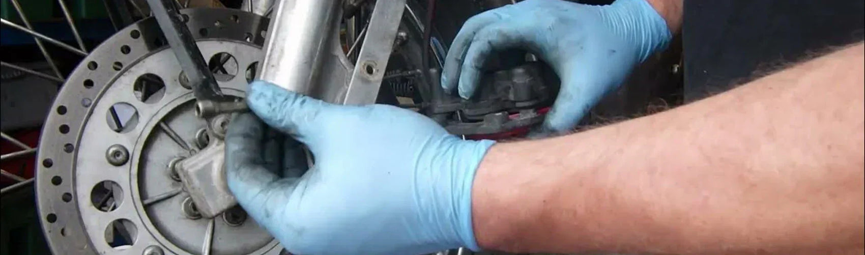 🛠️ The Complete Guide to Bike Brake Pads, Problems & DIY Repairs