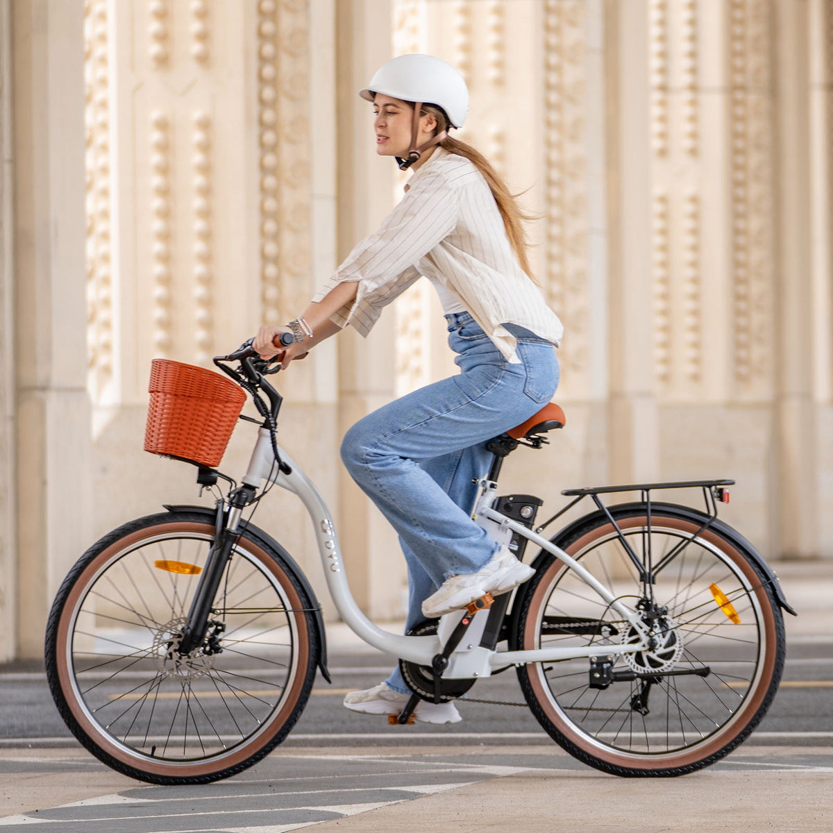   DYU 26" City Electric Bike 250W 36V 15.6Ah | Long-Range Urban Commuter E-Bike