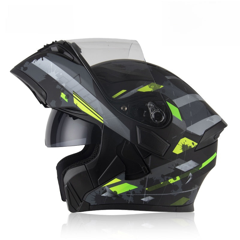 Carbon Fiber Full Face Motorcycle Helmet – DOT Certified Dual Lens Safety Gear