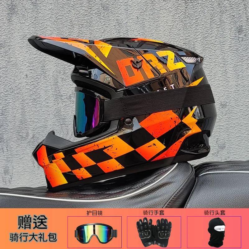 Breathable air flow helmet keeps rider cool in summer