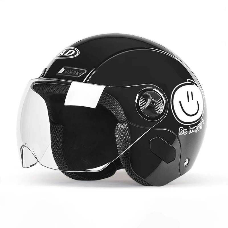 Clear visor moped helmet for women