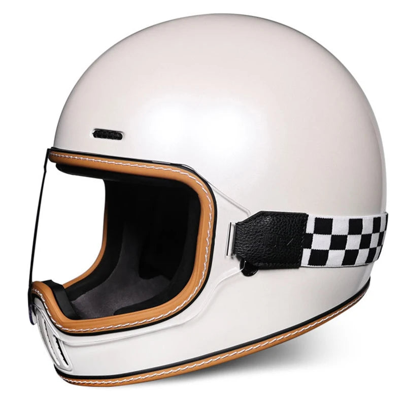 Clear visor riding helmet