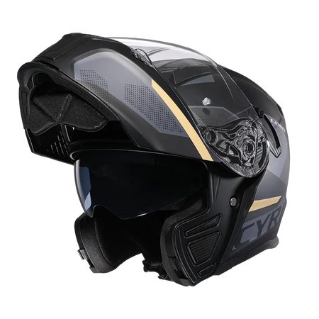 Comfortable padded racing helmet