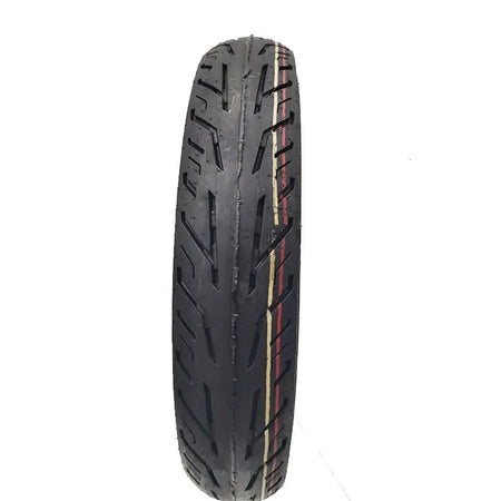 Detailed view of 2.50-10 tubeless tire bead and inner rim construction