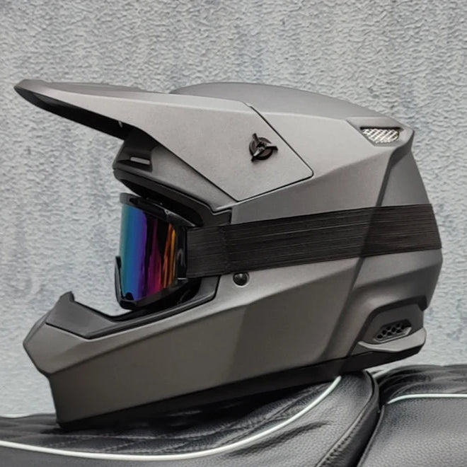   Versatile Off-Road Motorcycle Helmet