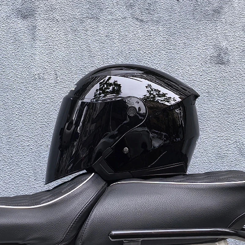  Four Seasons Motorcycle Helmet with Double Lens