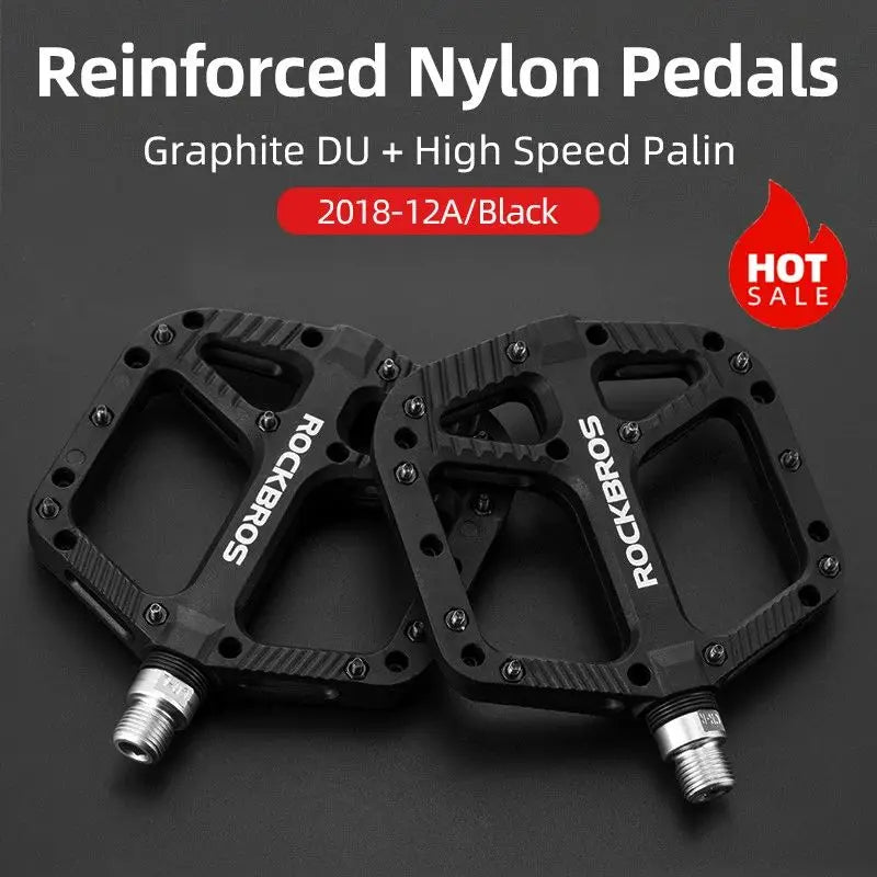 High performance bike pedals with smooth bearing system