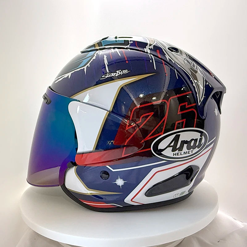 Lightweight downhill riding helmet