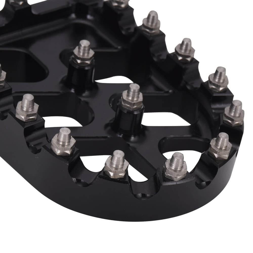 Non slip dirt bike foot pegs with steel spikes for better traction