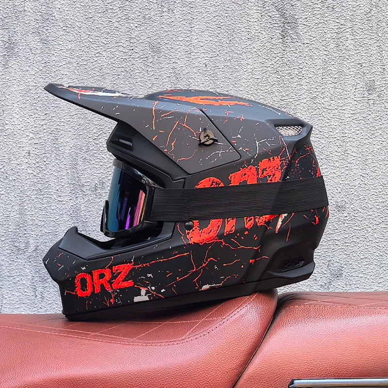 Premium quality DOT approved motorcycle helmet