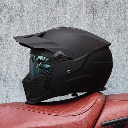 Retro flip up motorcycle helmet