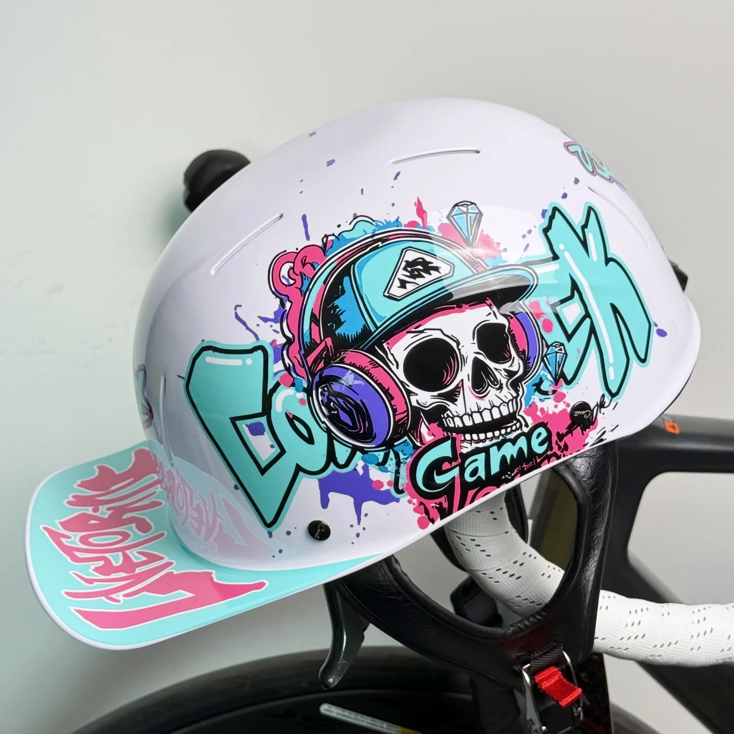 Vintage Half Helmet Motorcycle Helmet For Men Women Summer Universal Electric Motorcycle White-Street-Party China