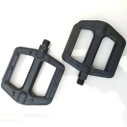 2PCS Bicycle Pedal MTB Mountain Bike Ultra Light Pedal Flat Mountain Bike Ball Pedal Bicycle Wide Pedals Bicycle Accessories