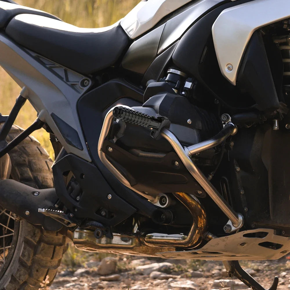 For BMW R1200GS R1250GS R1300GS Universal Footrest F900 F850 F750 G310 GS R S1000 M1000RR Foldable Foot Pegs Pedals Moto Parts