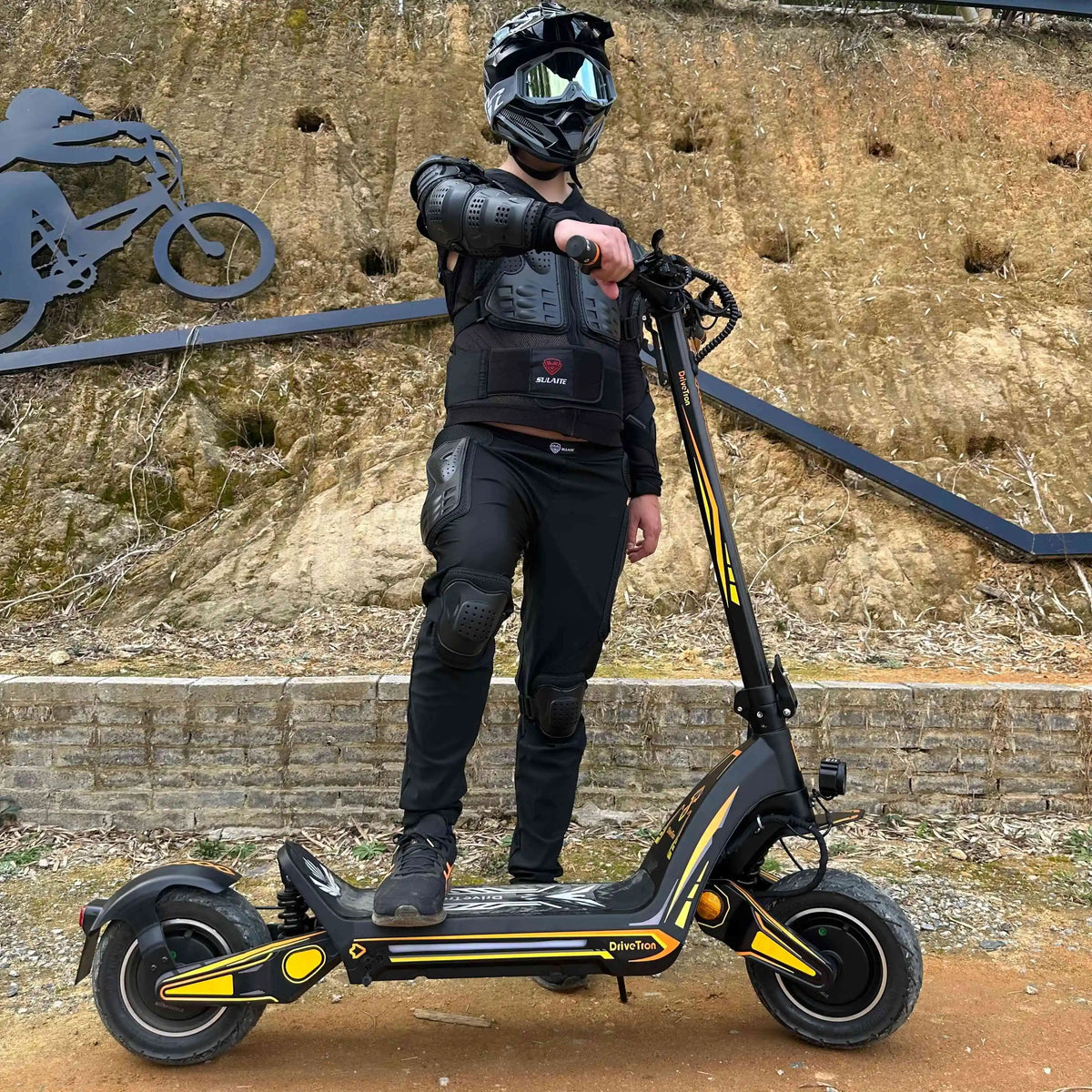   DriveTron DT06 Dual Motor Off-Road Electric Scooter 2000W 60V 23.4Ah Battery