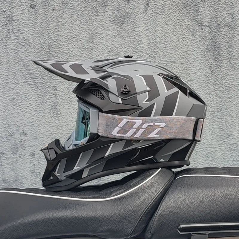 High Quality Motorcycle Off Road Racing Helmet ATV Forest DH Mountain Bike Full Helmet DOT Approved