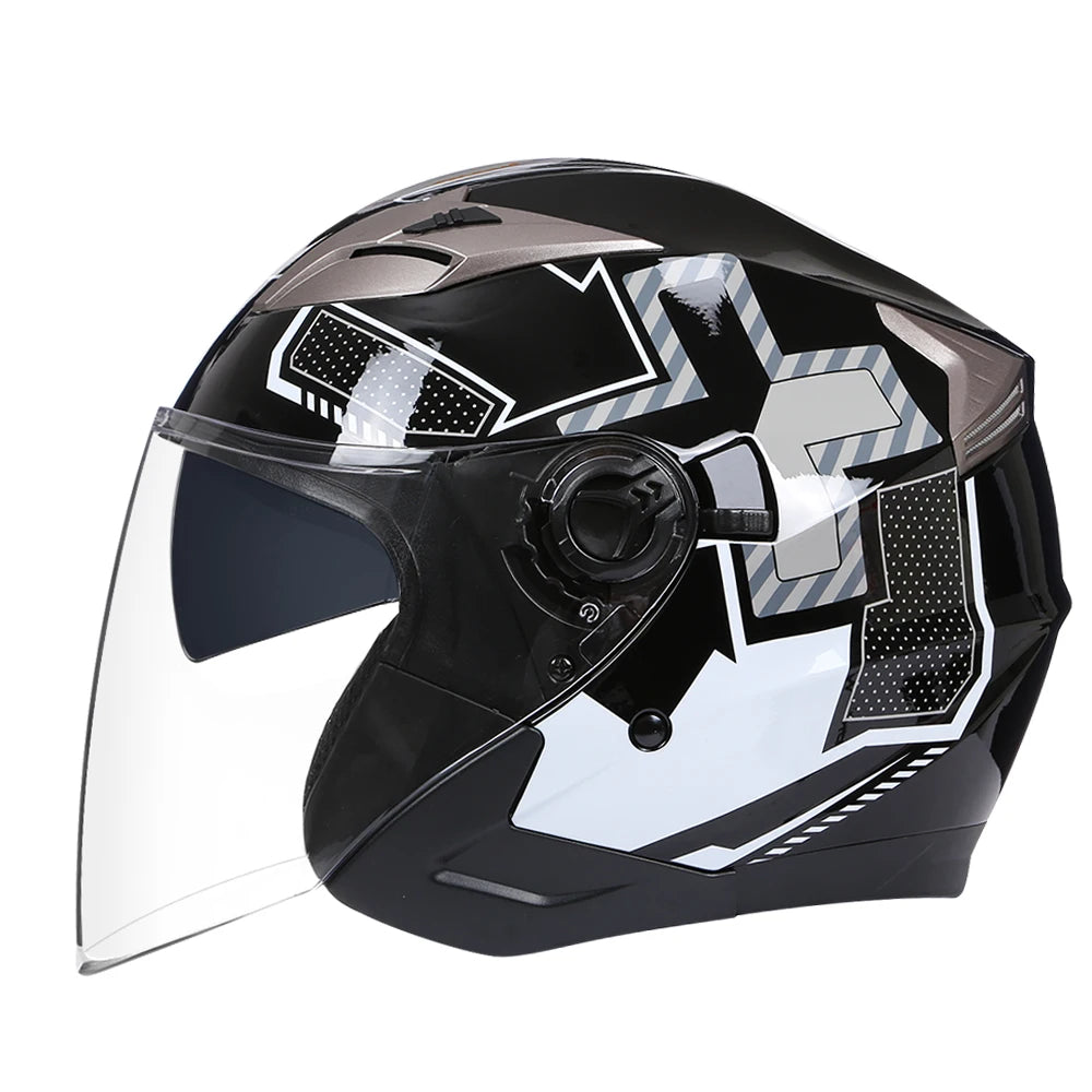Quick Release Chin Strap Detail of Open Face Capacete