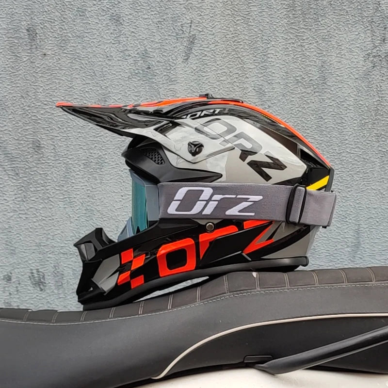 High Quality Motorcycle Off Road Racing Helmet ATV Forest DH Mountain Bike Full Helmet DOT Approved 23