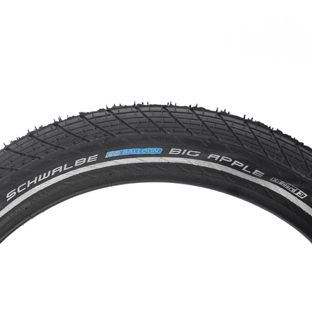 Schwalbe Big Apple e-bike tire tread pattern and size detail