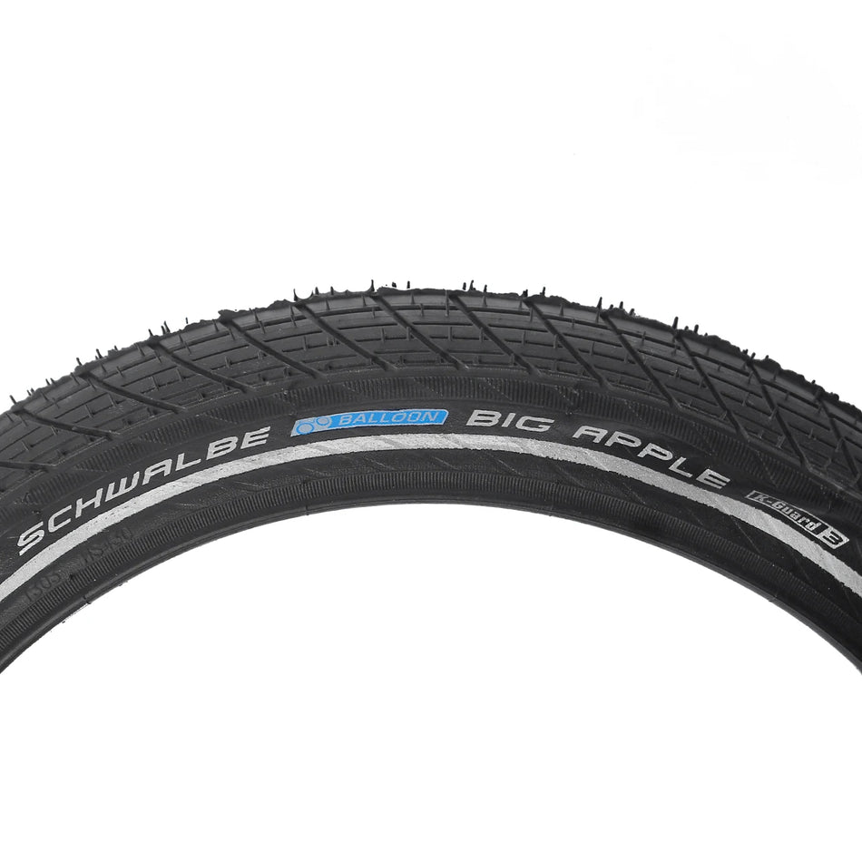 Schwalbe Big Apple e-bike tire tread pattern and size detail