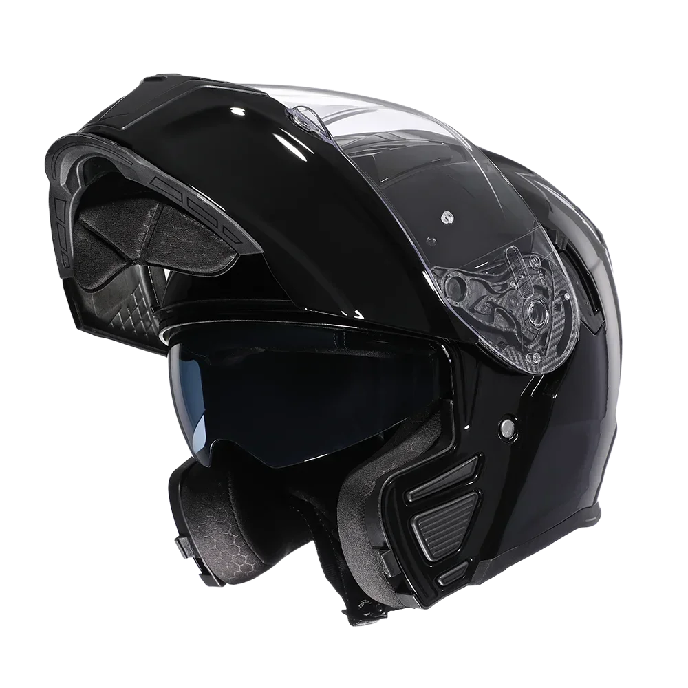 Secure fit full face helmet
