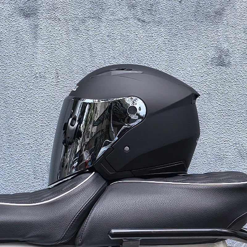 Four Seasons Motorcycle Helmet with Double Lens