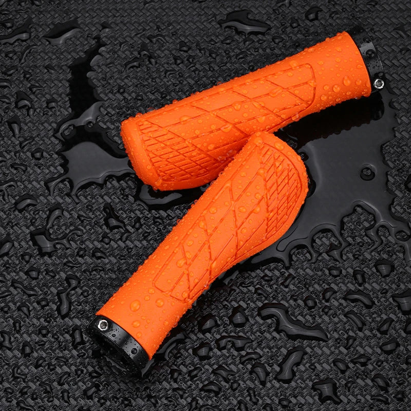 textured non slip cycling grips